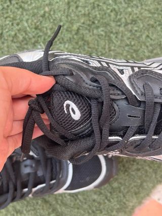 Asics Gel Ny Talla 38 Negro/Gris