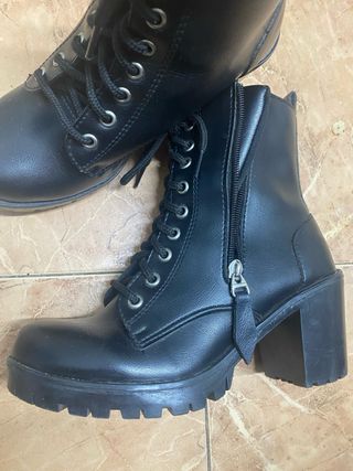 Botines 36 negros imitación piel 