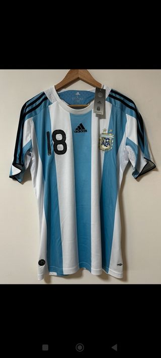 Camiseta original Messi número 18 talle L

