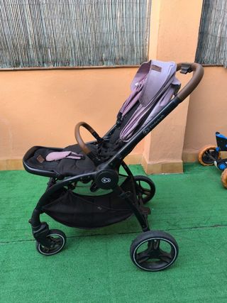 Carrito de bebé Kinderkraft rosa y negro