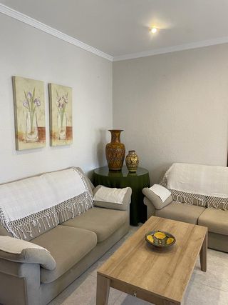 Piso en alquiler - C/ Maestro Jose Molinar