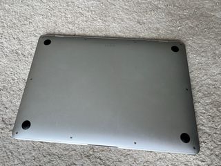MacBook Air Retina 13” (2018) + funda Samsonite