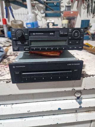 Radio Casete Volkswagen Beta + Cargador CD