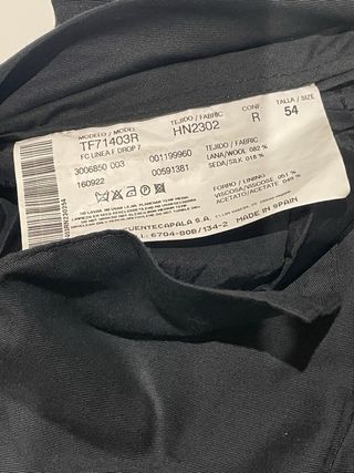 Traje de ceremonia FUENTECAPALA Talla 54