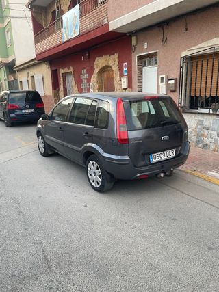 Ford Fusion 2005