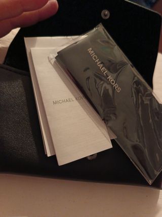 Funda Gafas Michael Kors Negra