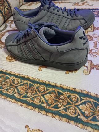 Adidas Superstar Talla 42 Gris