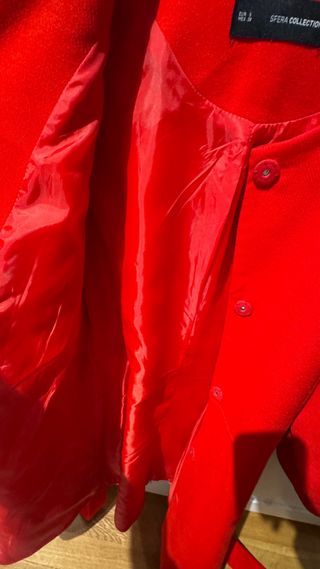 Chaquetón rojo talla S.