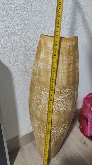 Jarrón alto medidas en las fotos