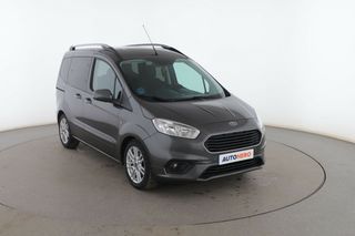 Ford Tourneo Courier 1.5 TDCi Titanium