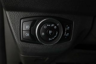 Ford Tourneo Courier 1.5 TDCi Titanium