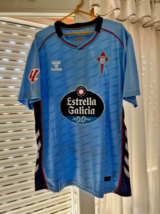 Camiseta Celta Talla L Hummel