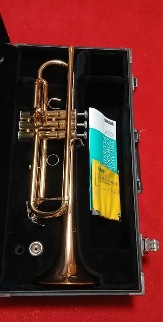 Trompeta japonesa nueva