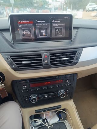BMW X1 2011