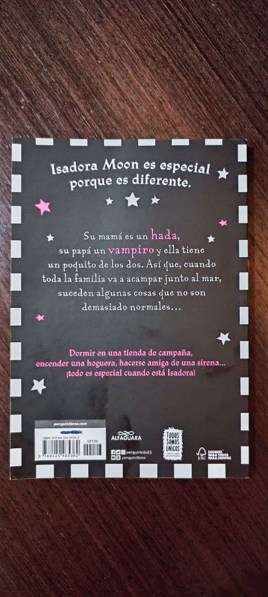 Isadora Moon va de excursion
