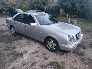 Mercedes-Benz Clase E 1999