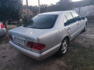 Mercedes-Benz Clase E 1999