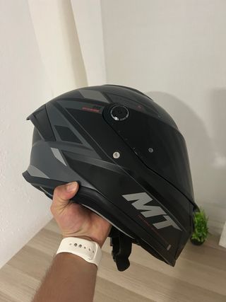 Casco MT Helmets con 2 visores