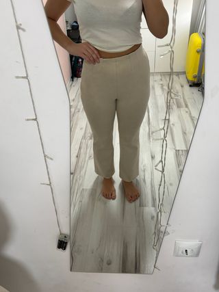 Pantalón beige