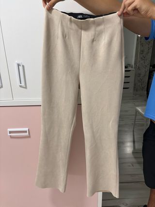 Pantalón beige
