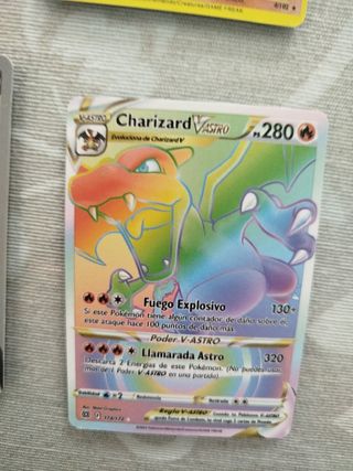 Colección Cartas Pokémon Charizard Pikachu