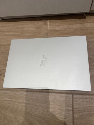 Razer Blade 15 RZ09-0330QEM3-R3E1 1TB, i7