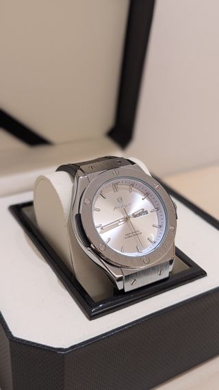 Reloj Poedagar Nuevo Plata y Negro