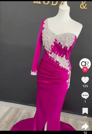 Vestido fiesta berenjena de pedrería