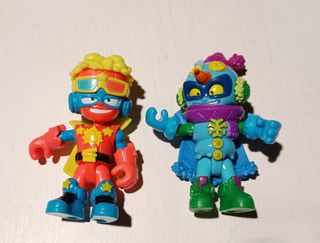 Super Things Caja y Muñecos