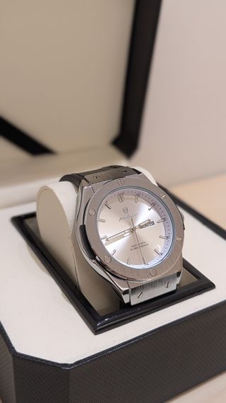 Reloj Poedagar Plata y Negro