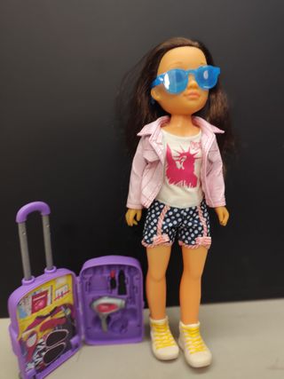 Nancy Muñeca y Accesorios

