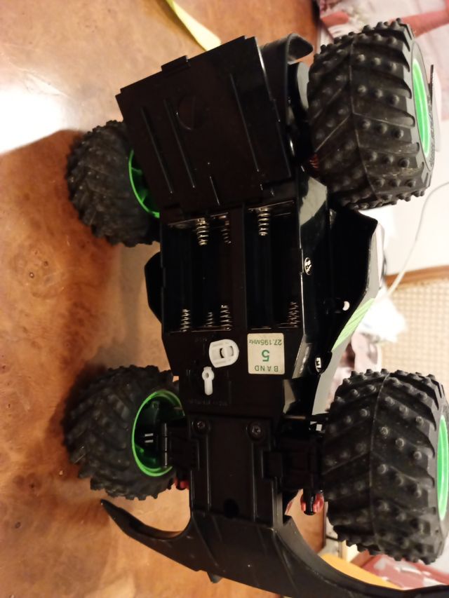 Coche RC Nikko Lazer 5. NO VA DIRECCIÓN(GIRO).