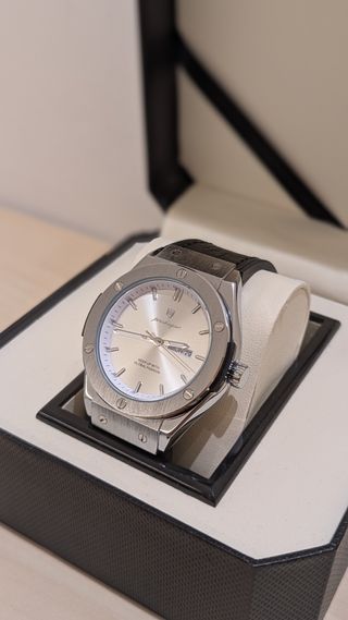 Reloj Poedagar Nuevo Plata y Negro