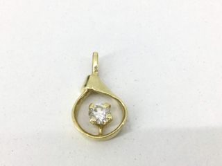 colgante oro 18k con piedra con diamante