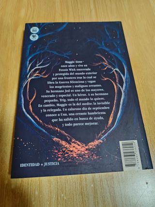 Los del medio de Kirsty Applebaum. Como nuevo