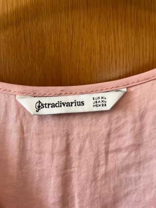 Blusa rosa palo Stradivarius