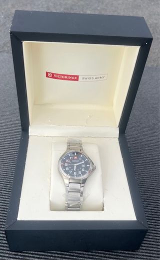 Reloj Victorinox Swiss Army Mujer Negro/Plata