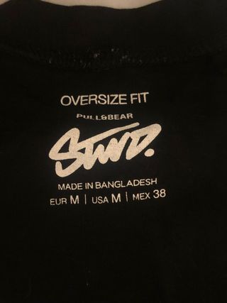Camiseta Oversize Pull&Bear Negra Talla Única