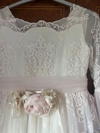 Vestido de comunión encaje firma blanco rosa