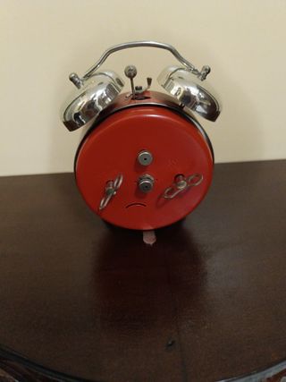 Sveglia da tavolo rossa Clipper