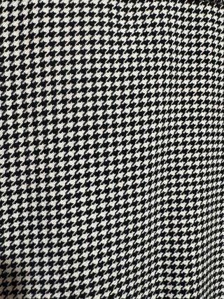Camisa blanco y negro
Talla XL