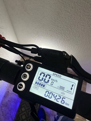 se vende dos Patinete Eléctrico con Luz LED   