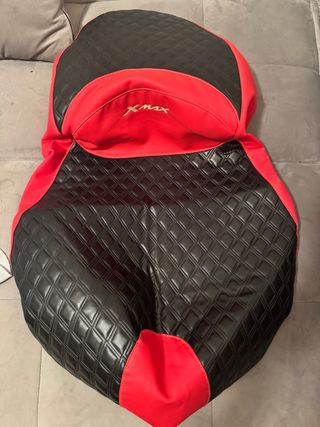 Funda asiento X Max acolchada roja y negra