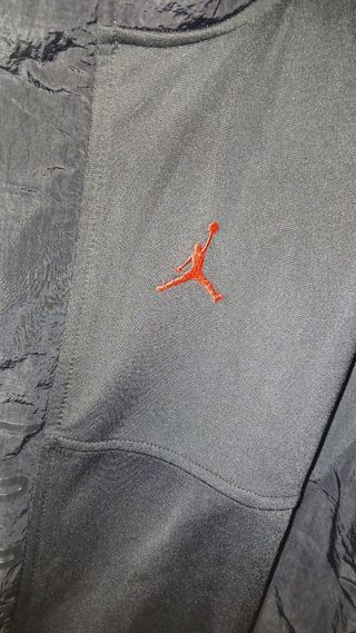 Conjunto Jordan Negro y Rojo