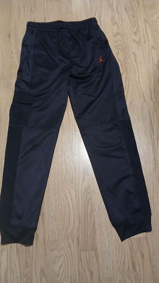 Conjunto Jordan Negro y Rojo