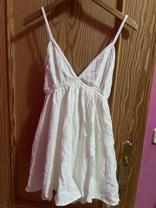 Mono blanco tirantes