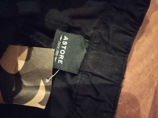 Pantalón niño largo, color negro de 14 años