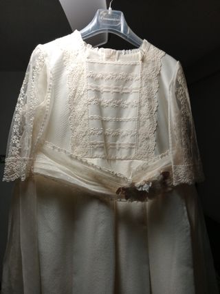 Traje de Comunión Blanco roto Encaje