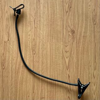 Soporte flexible con pinza para móvil