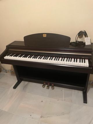 Piano Clavinova Yamaha CLP 900